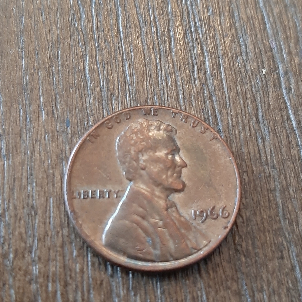 Money - Picture 4 of 7